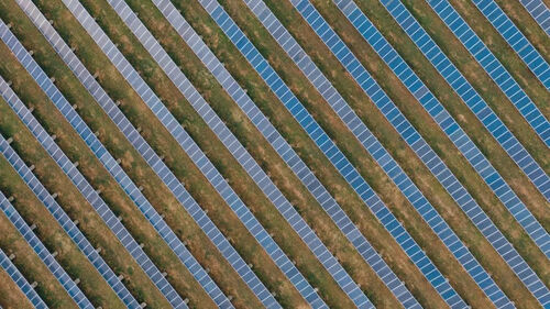 últimas noticias de la empresa sobre Gestión inteligente de la explotación y el mantenimiento de los módulos fotovoltaicos: identificación inteligente de los riesgos de incendio en los daños de los módulos fotovoltaicos y detección de la contaminación