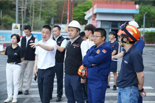 últimas noticias de la empresa sobre MYUAV completó con éxito la prueba de aplicación práctica del UAV de lucha contra incendios para edificios de gran altura en Shenzhen