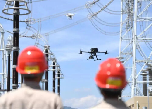 últimas noticias de la empresa sobre Múltiples aplicaciones y trayectorias profesionales para drones