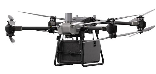 últimas noticias de la empresa sobre Drone atado FC30 para limpieza de paredes DJI FlyCart 30 drone atado por MYUAV max. Alturas de vuelo 240m