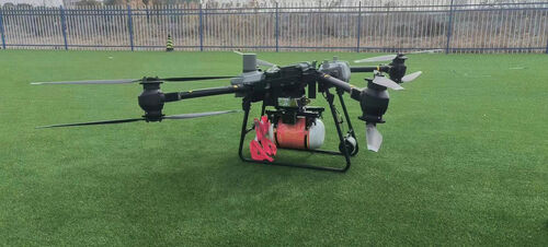 últimas noticias de la empresa sobre FC30 Drone montado munición de extinción de incendios DJI FC30 Drone Mai Uwe Drone atado hasta 240m