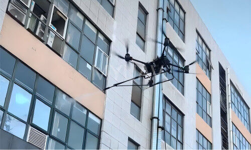 últimas noticias de la empresa sobre MYUAV FC Drone de limpieza aérea doble atado: la estrella estable de las operaciones de lavado de edificios