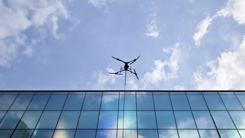 últimas noticias de la empresa sobre Empoderamiento Tecnológico, Alcanzando Nuevas Alturas en Seguridad: Los Datos de MYUAV Ayudan a DJI M400 a Desbloquear la Limpieza a Gran Altura